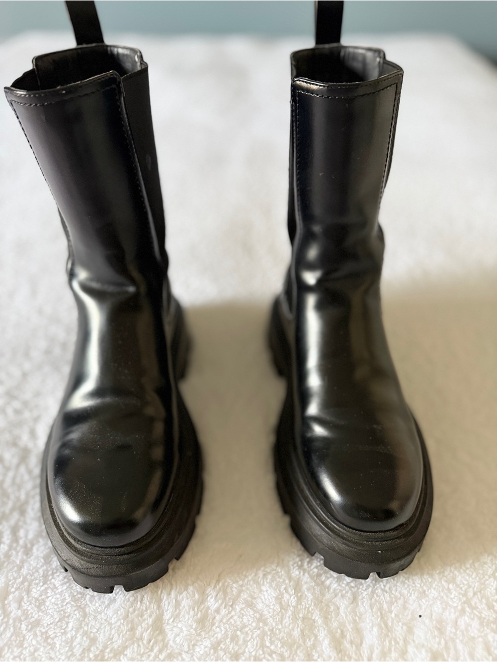H&M Black Chunky Lug Sole Chelsea Boots EU 37, US 6 61/2